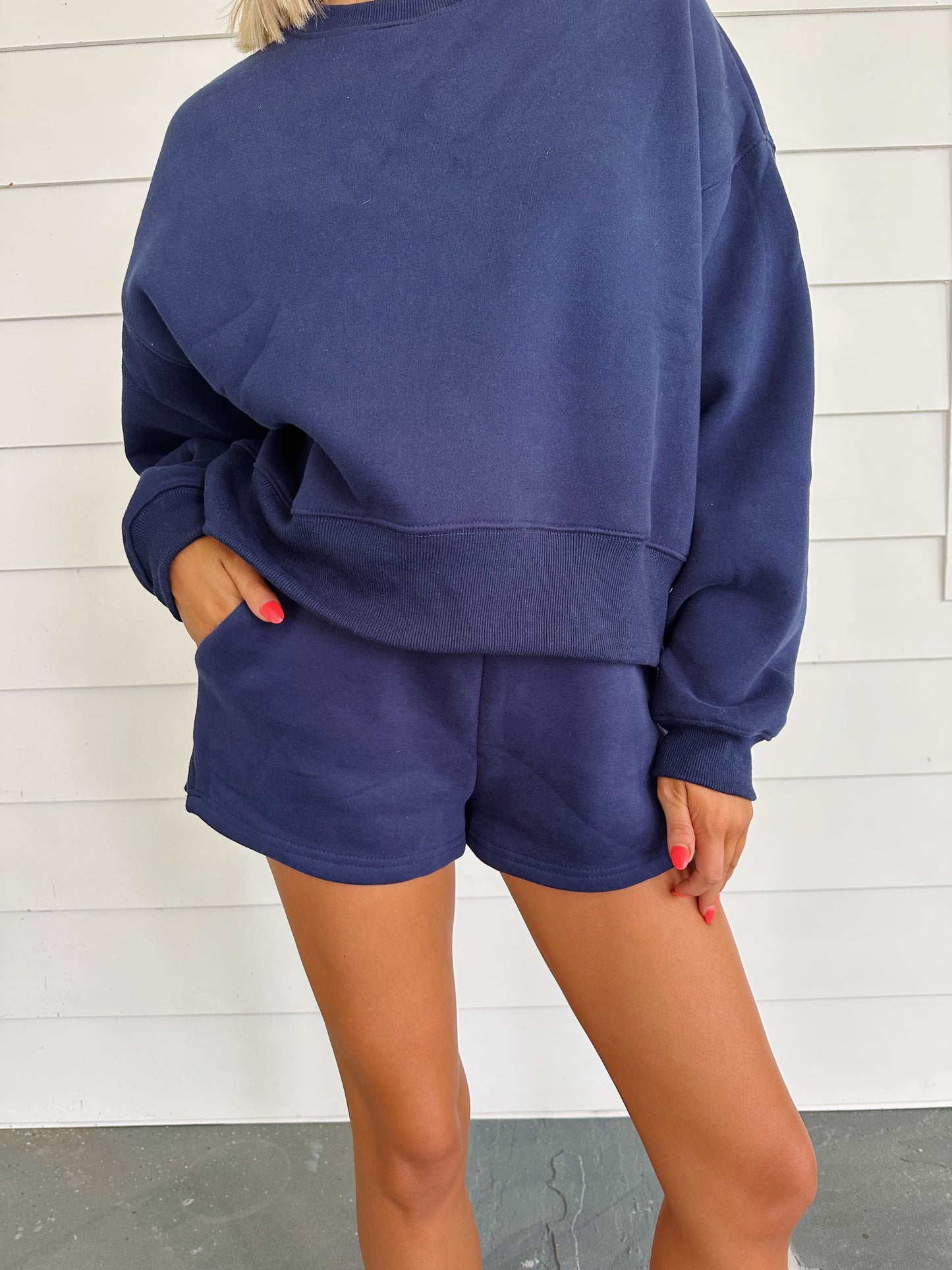 “Let’s Travel” top in Navy