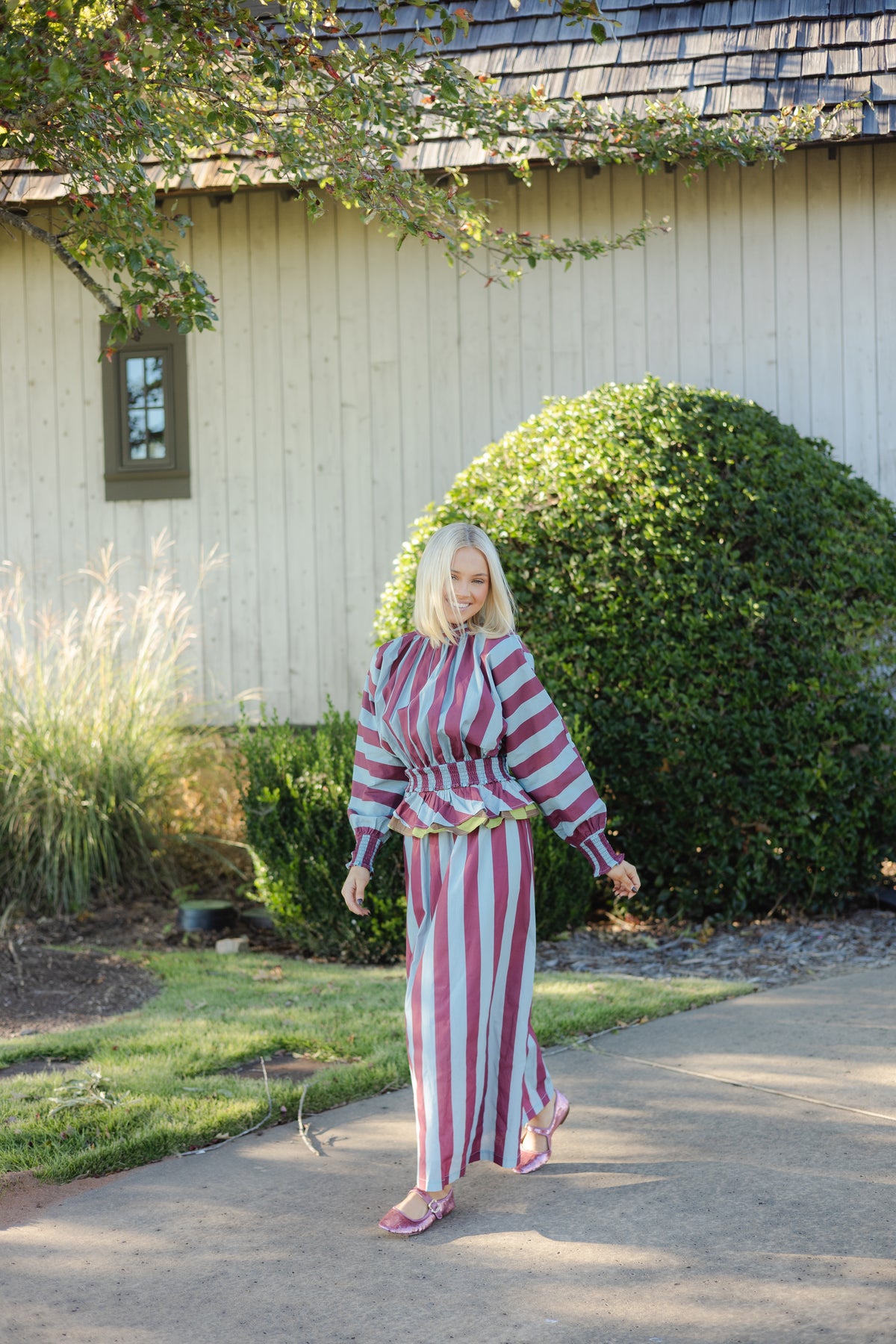 Diva in stripes