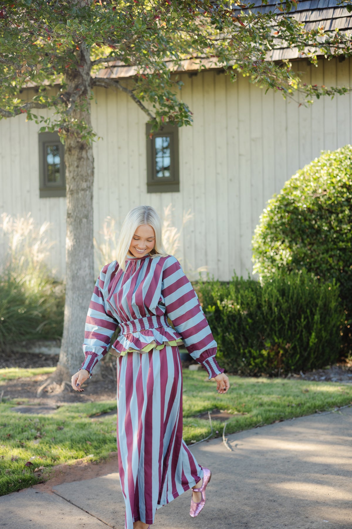 Diva in stripes